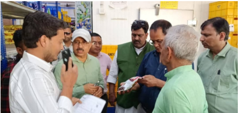 साबूदाने, सेंधा नमक, दूध, पनीर समेत व्रत में प्रयुक्त खाद्य सामग्री की सघन जांच, कई जिलों से नमूने जांच को भेजे गए – डाॅ आर राजेश कुमार